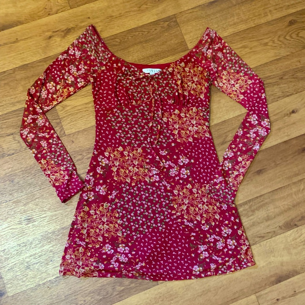 Dress mesh sleeves